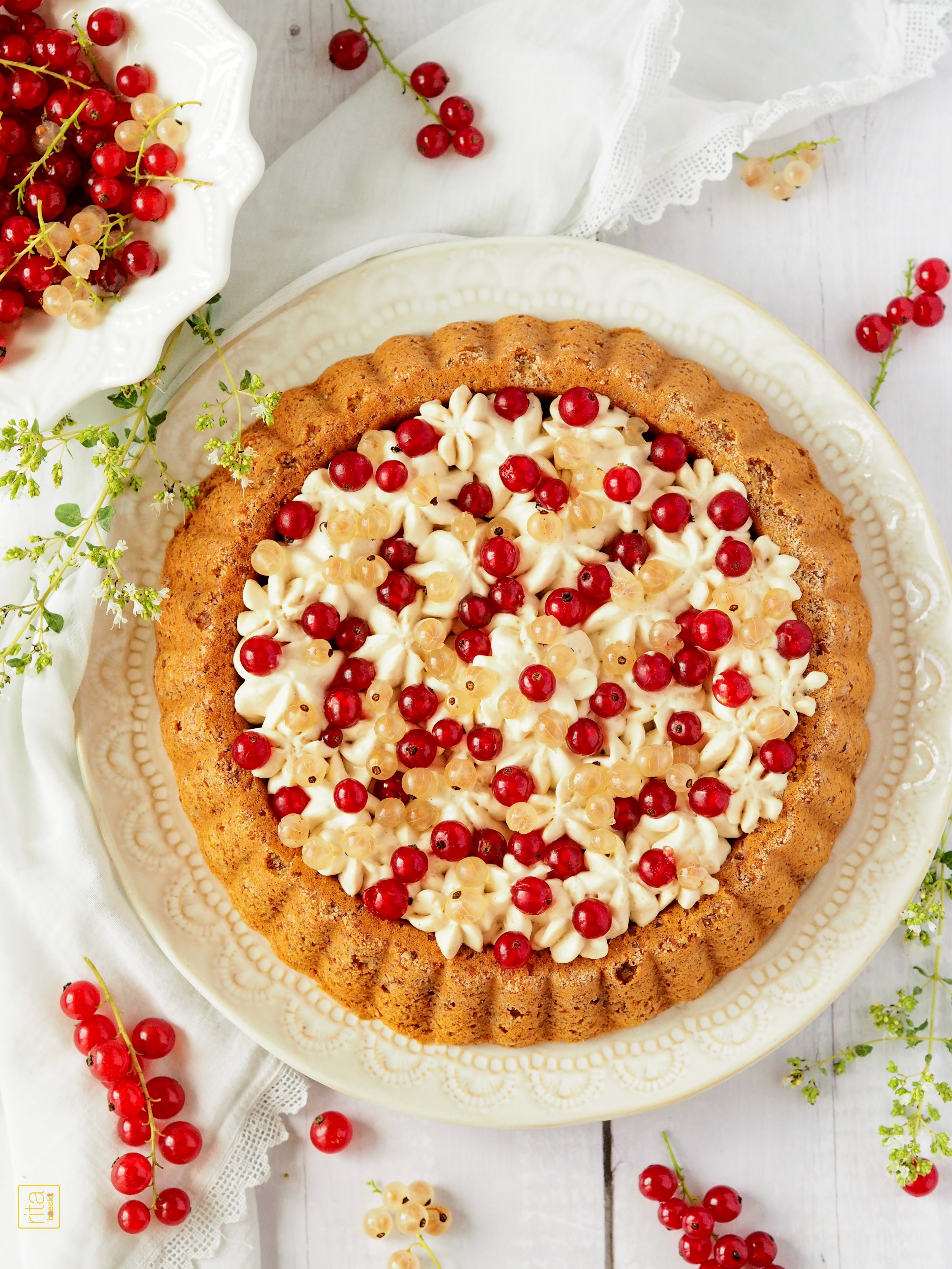 Mandelbiskuit – Obstkuchen